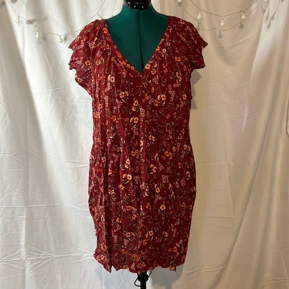 Old Navy Dresses & Skirts - Red floral Old Navy Flutter Sleeve mini dress XXL NWOT